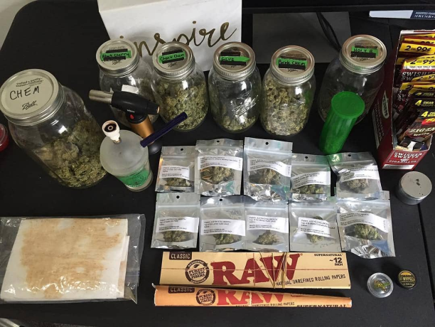 wholesale-prices-available-for-flowers-waxshatter-distillates-vape-carts-frosty-loudest-nose-big-4