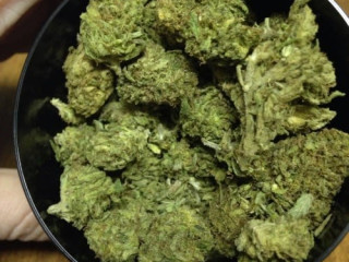 Top Grade AA+ Organic Indoor Medical Marijuana
